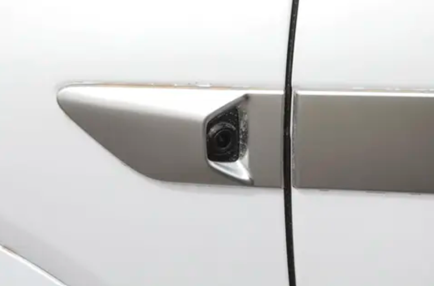 BYD TANG L
