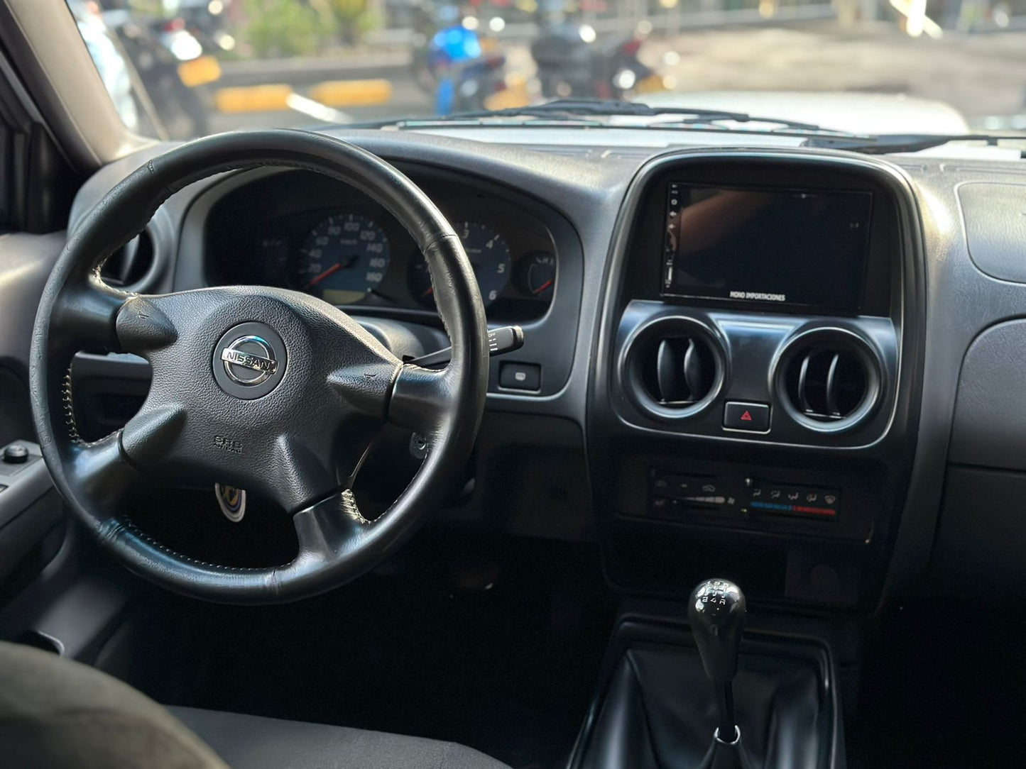 Nissan Np300 Frontier 4x2 2013 Único Dueño