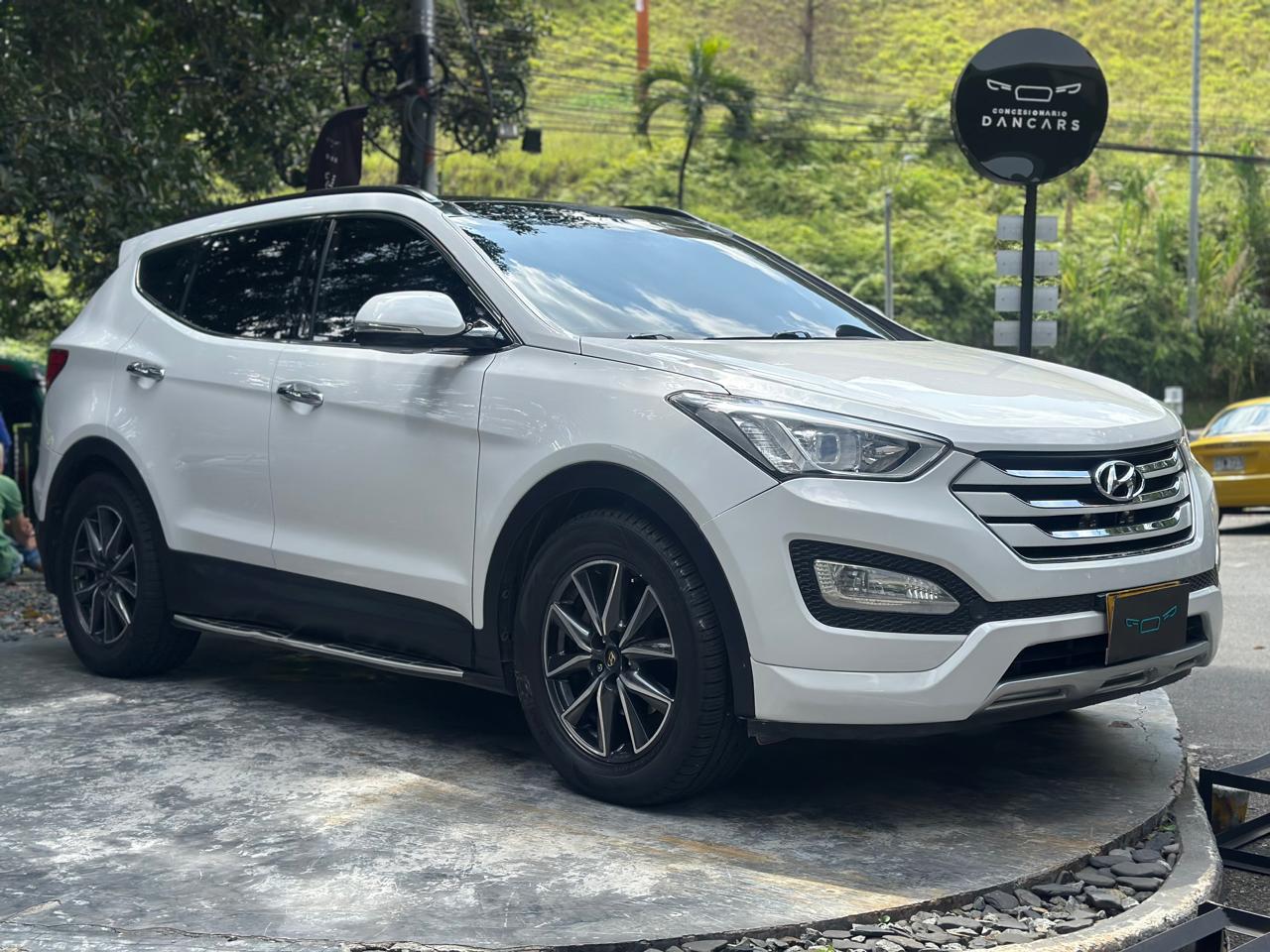 Hyundai SantaFe Gls 2015