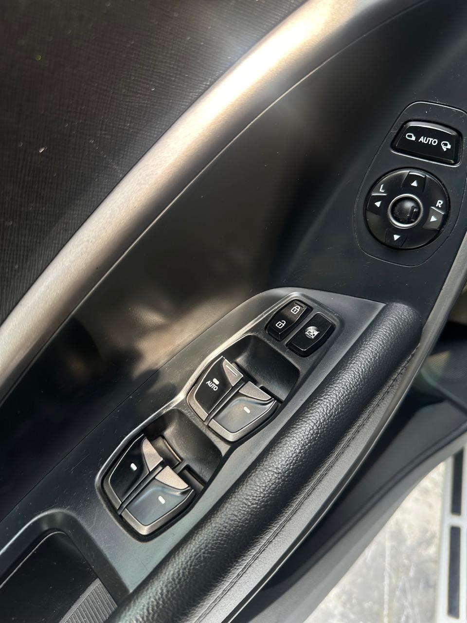 Hyundai SantaFe Gls 2015