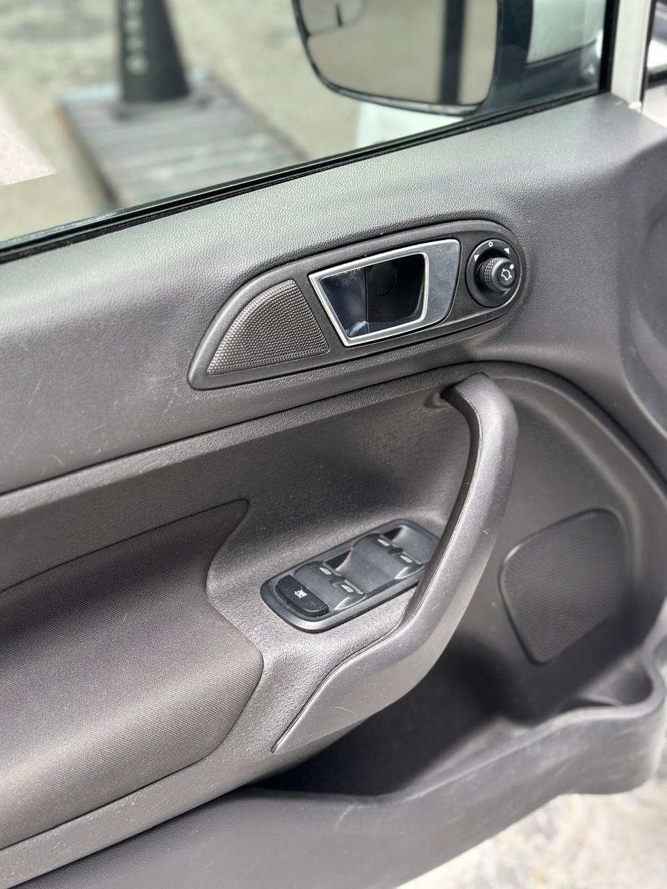 Ford Fiesta Se 2016