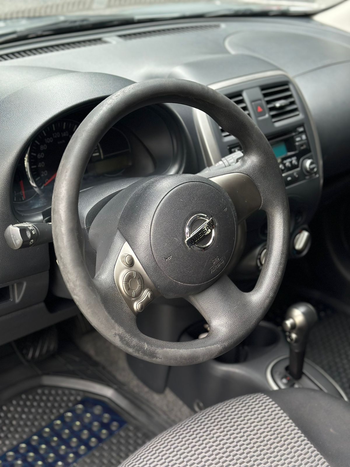 Nissan March 2016 Automático