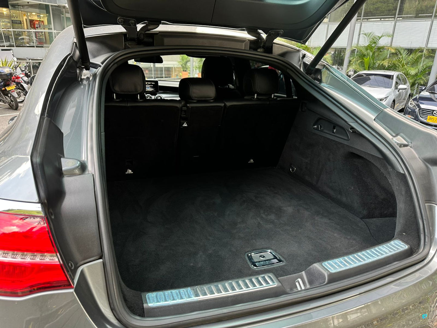Mercedes Benz GLS 250 4MATIC 2019