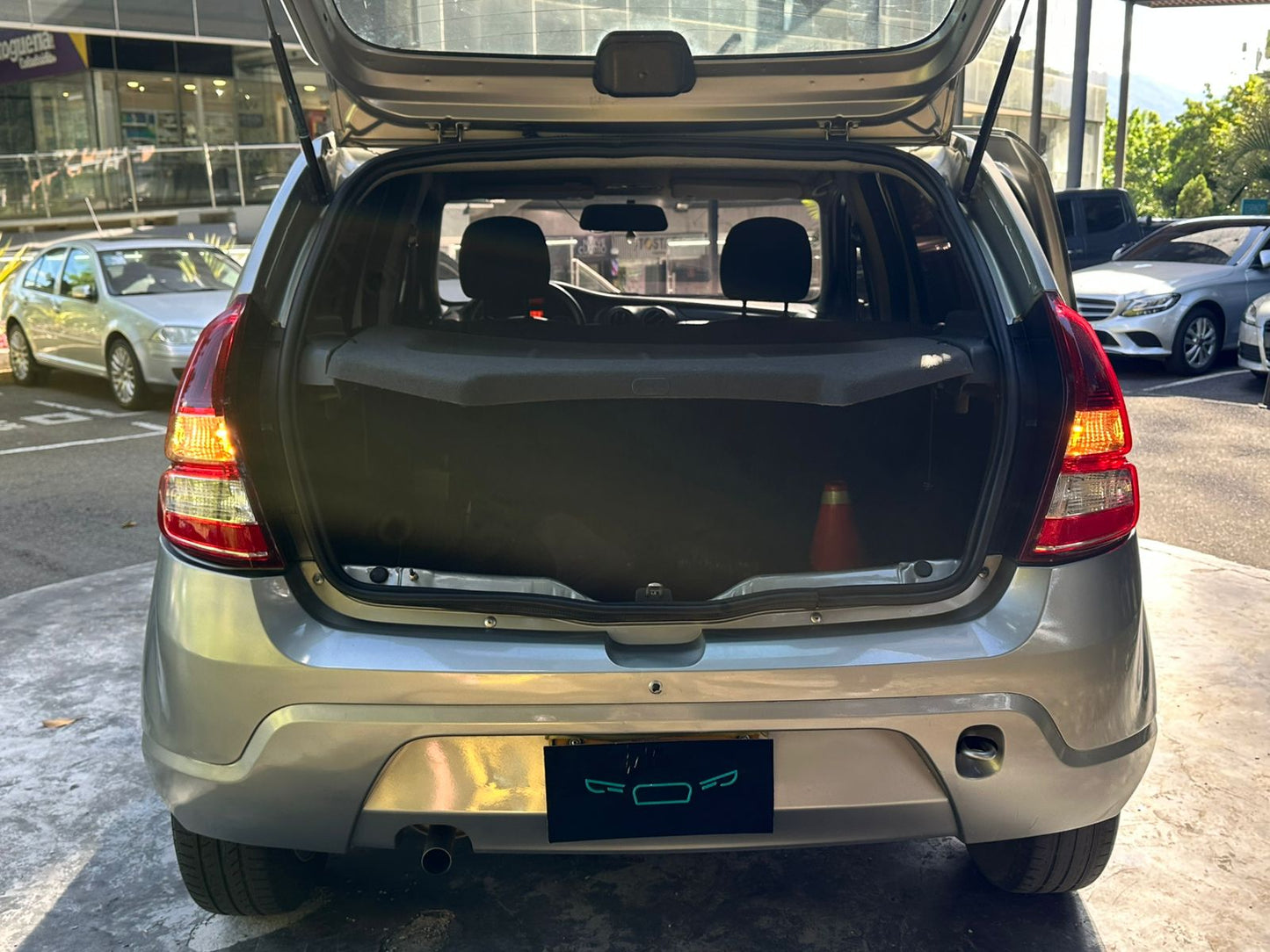 Renault Sandero Aunthentique 2015