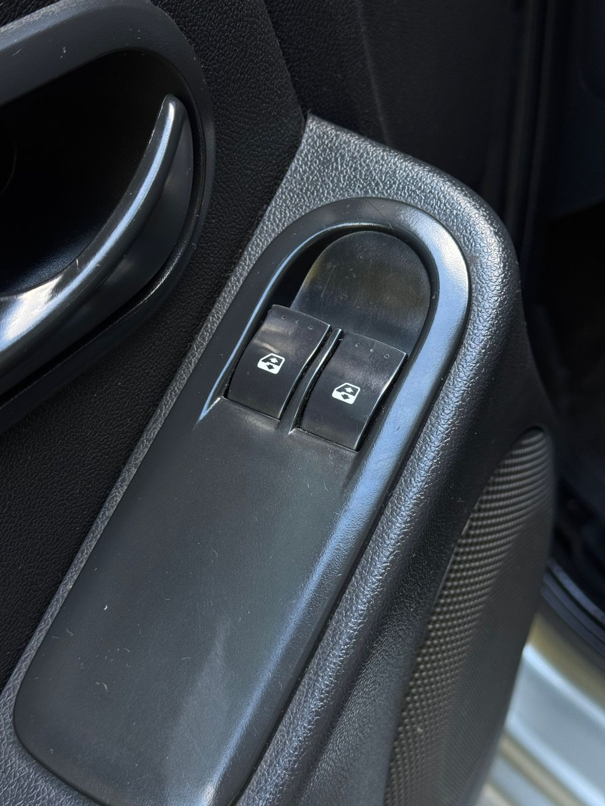 Renault Sandero Aunthentique 2015
