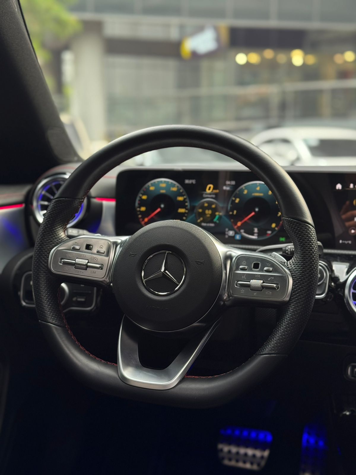 Mercedes Benz CLA 200 AMG Line 2023