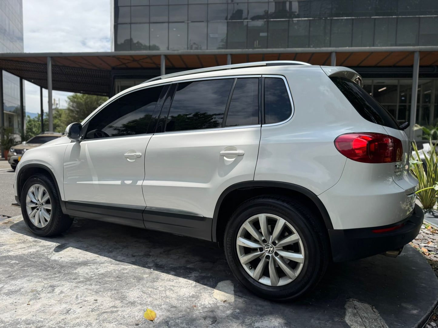 Volkswagen Tiguan Sport & Style 2012