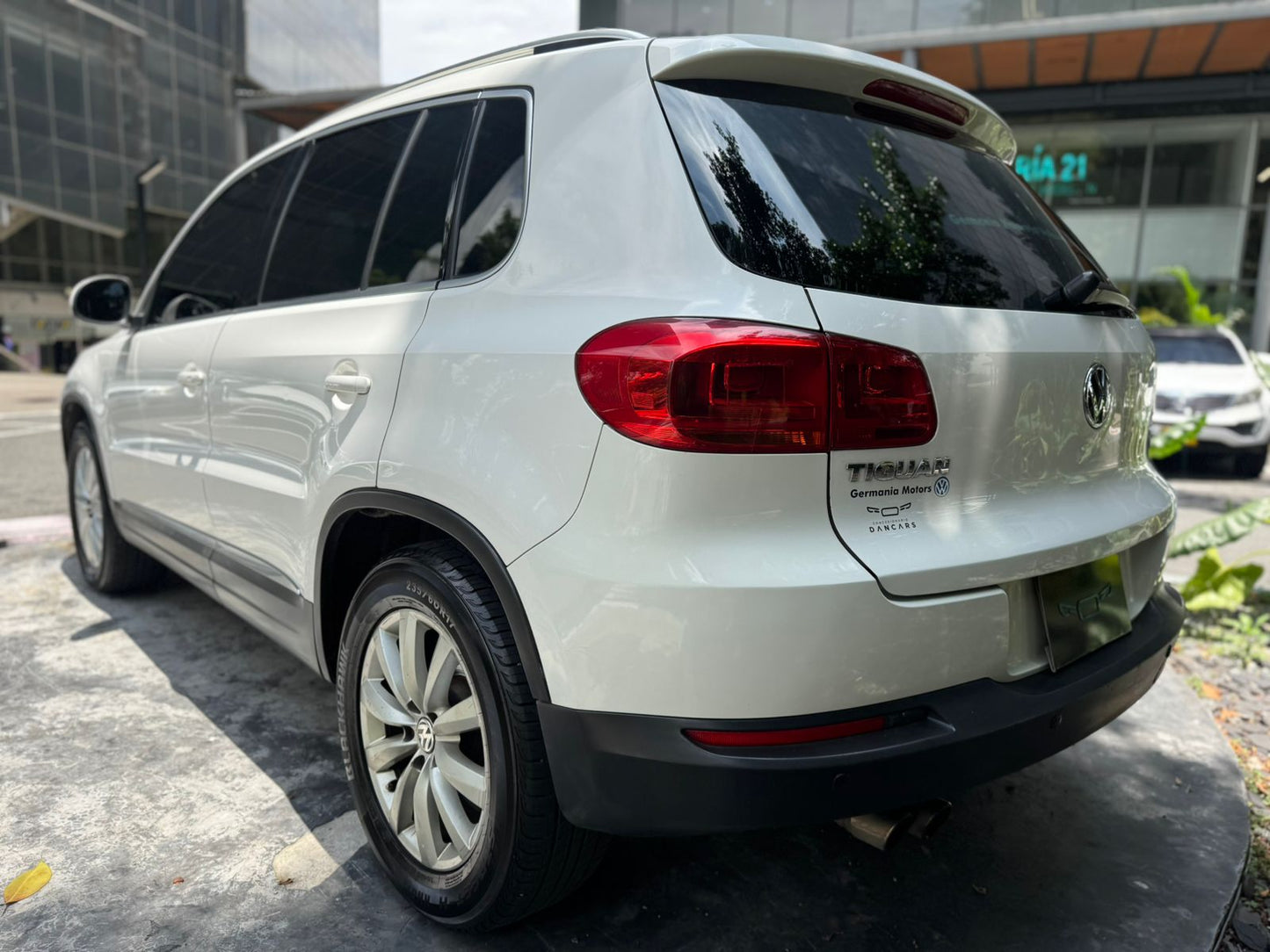 Volkswagen Tiguan Sport & Style 2012