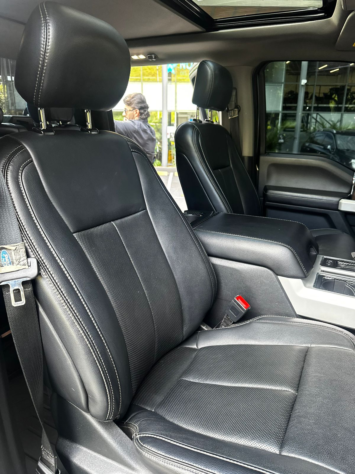 Ford F150 Lariat 2019