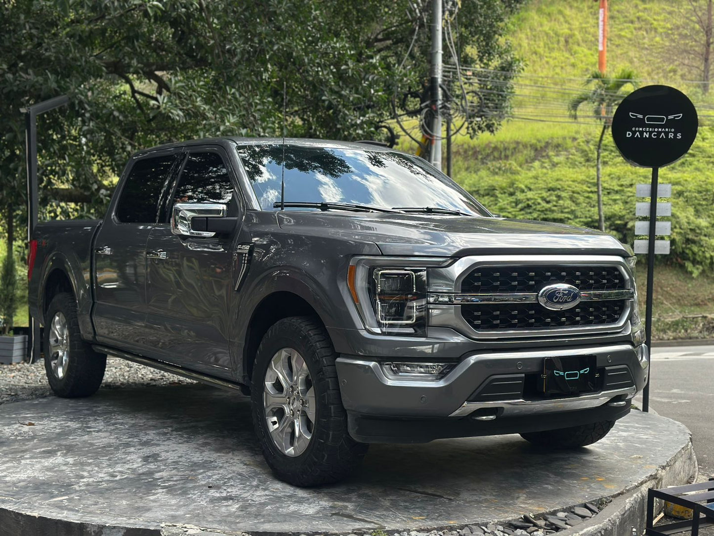 Ford F150 Platinium Crew 4x4 2023