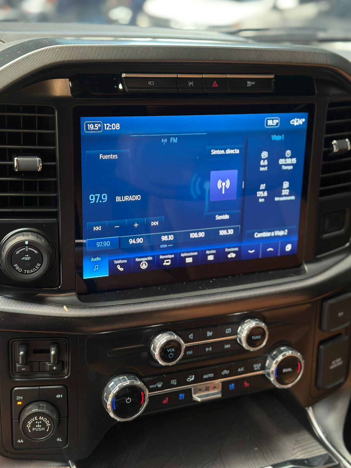 Ford F150 Platinium Crew 4x4 2023