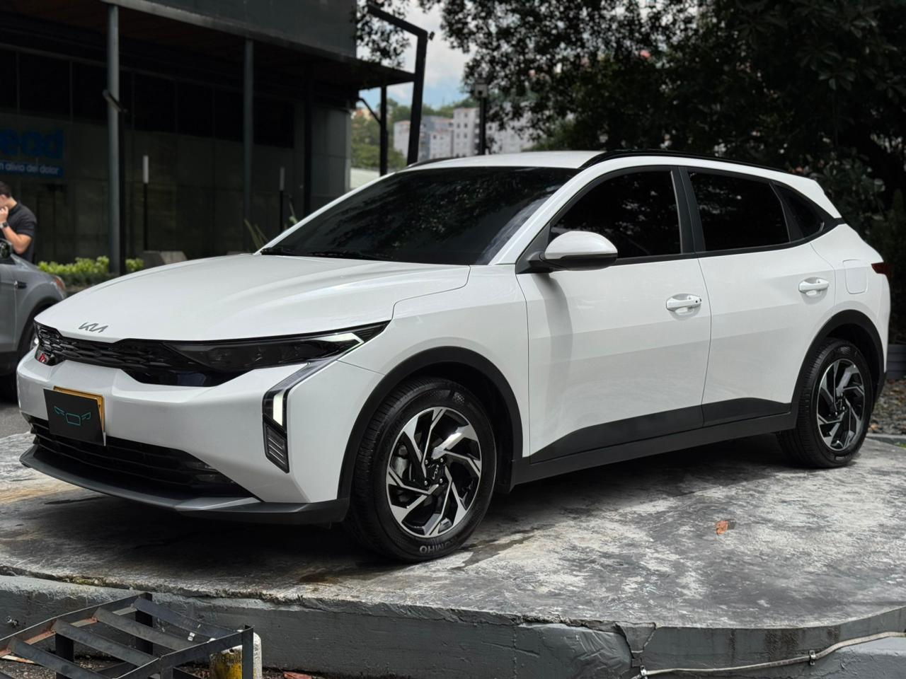 Kia K3 Cross Zenith 2025