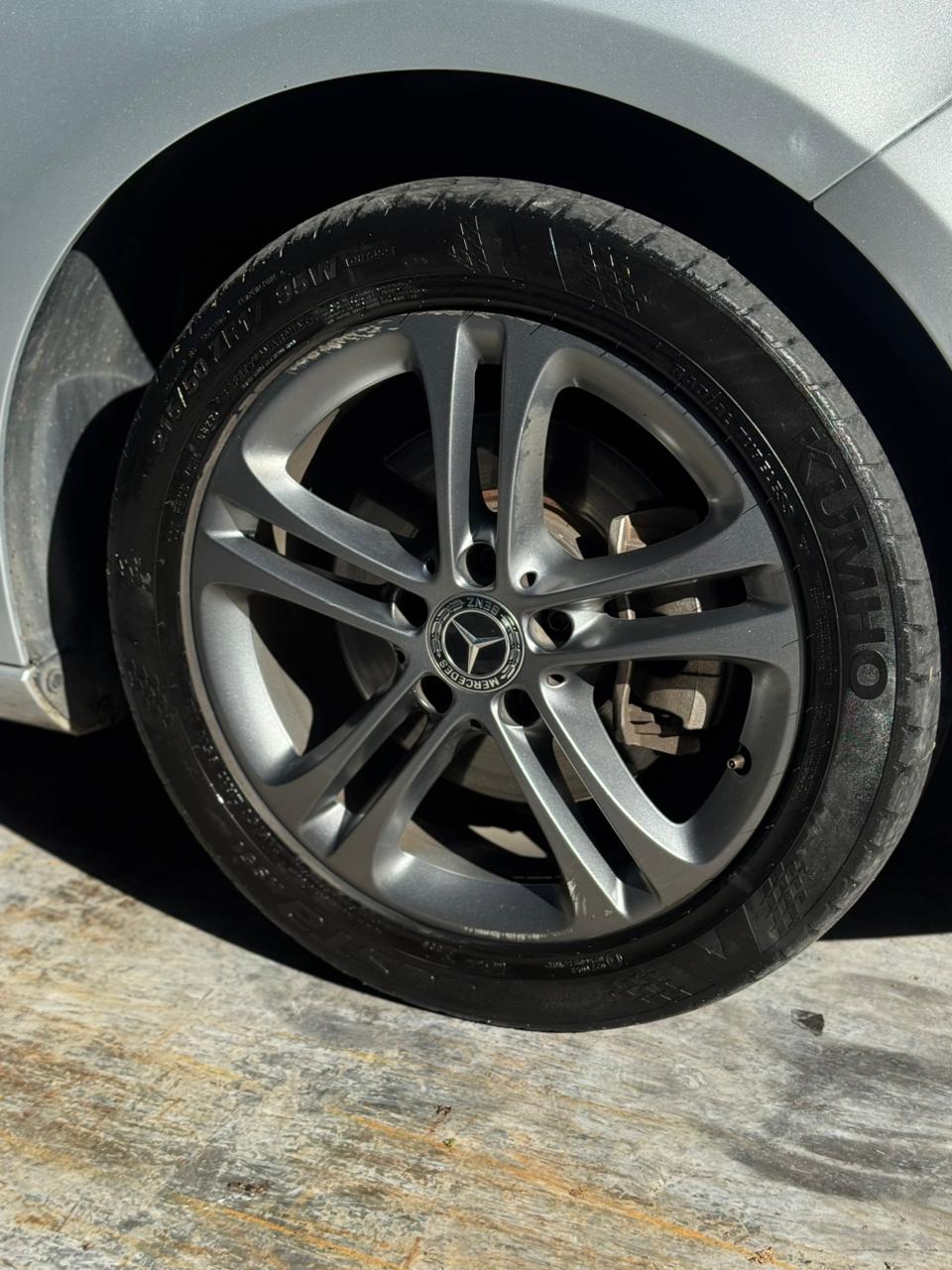 Mercedes Benz A200 2019 Salvamento