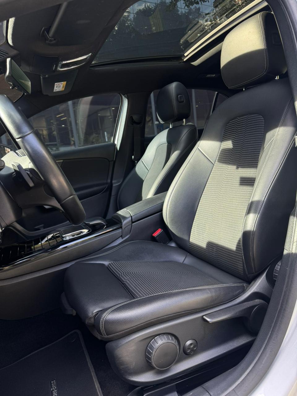 Mercedes Benz A200 2019 Salvamento