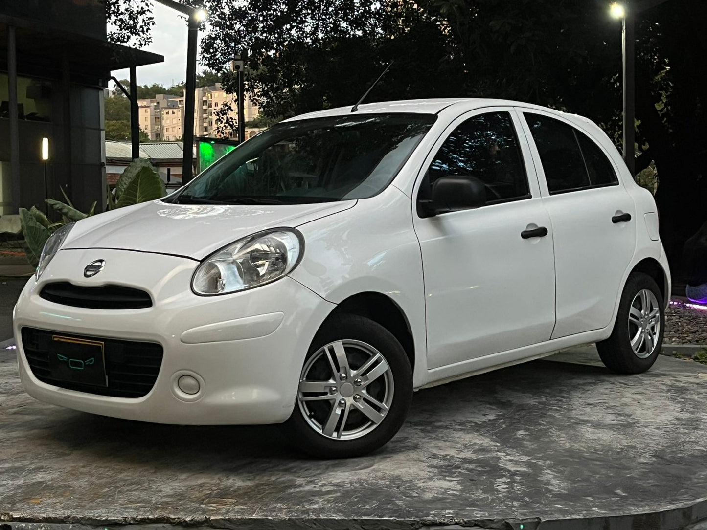 Nissan March Active 2019