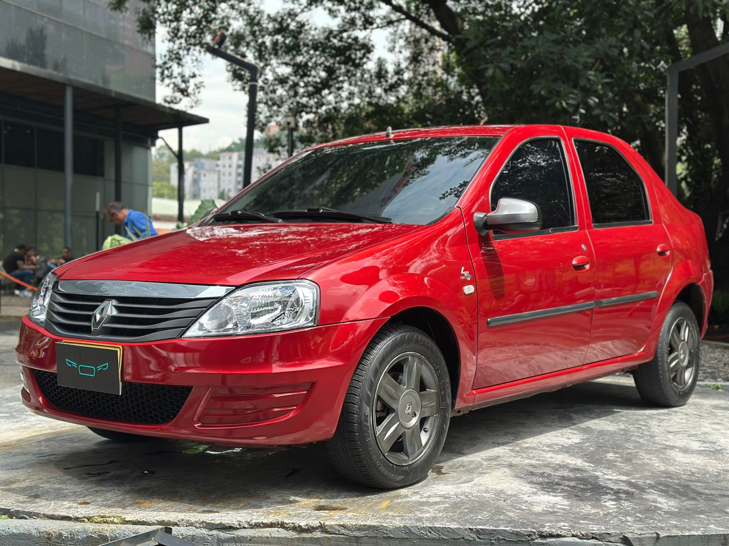 Renault Logan Expression 2016