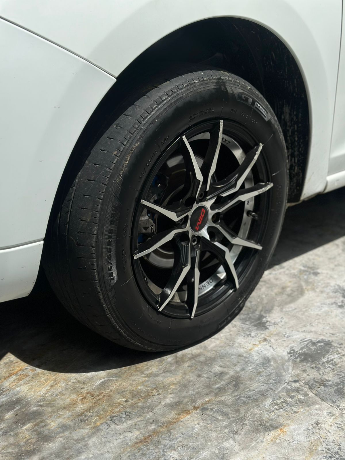 Renault Logan Life 2019