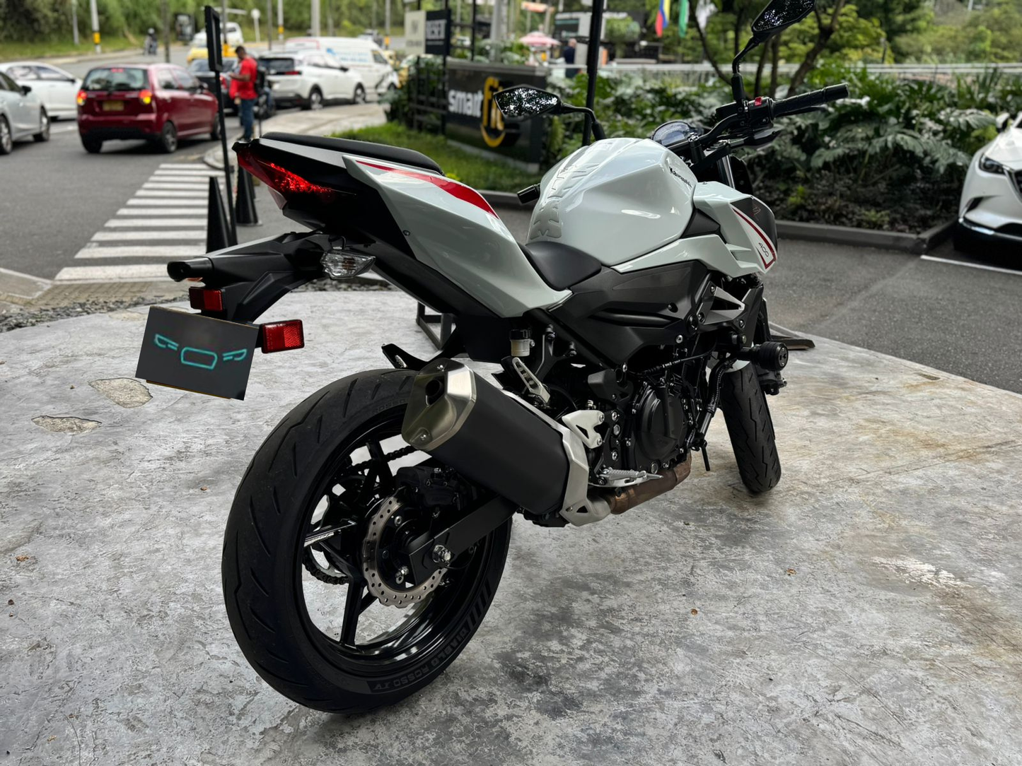 Kawasaki Z400 2022