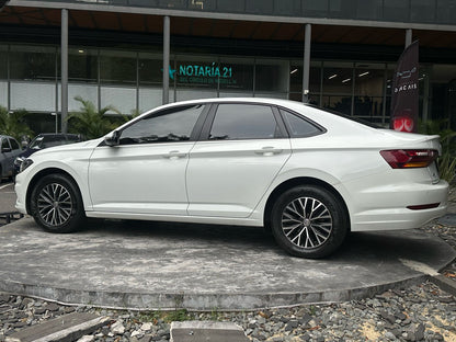 Volkswagen Jetta Comfortline 2019