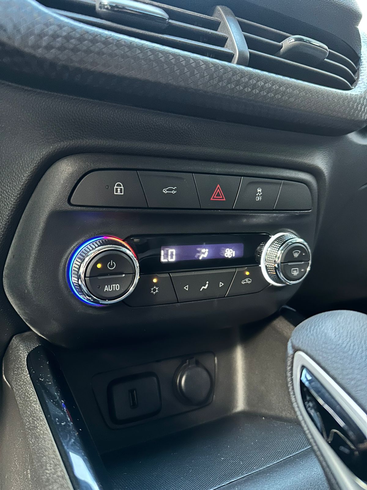 Chevrolet Onix Lt Turbo 2021 Único Dueño