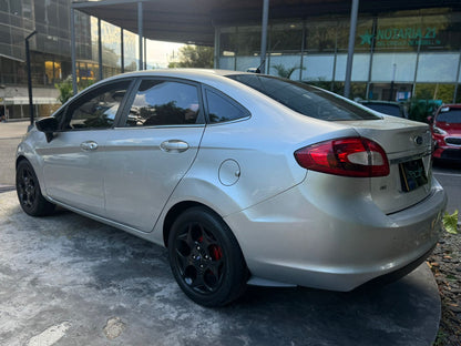 Ford Fiesta Se 2011