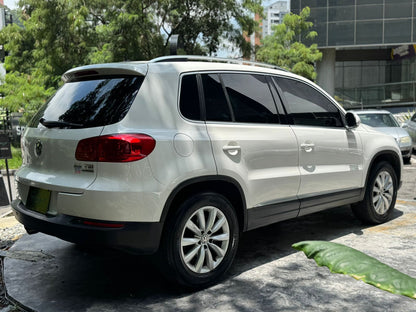 Volkswagen Tiguan Sport & Style 2012