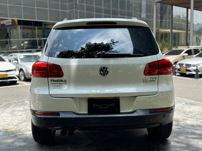 Volkswagen Tiguan Sport & Style 2012
