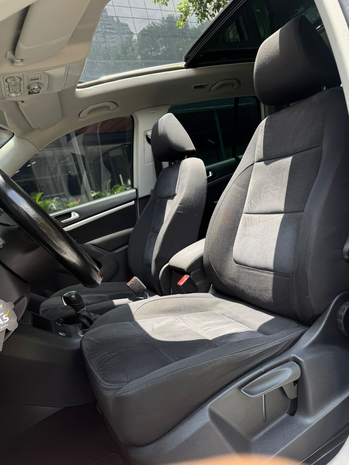 Volkswagen Tiguan Sport & Style 2012