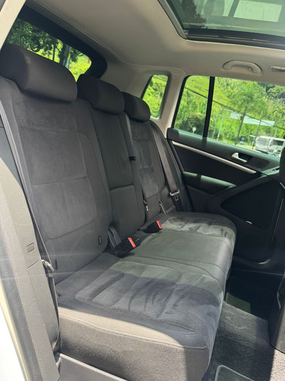 Volkswagen Tiguan Sport & Style 2012