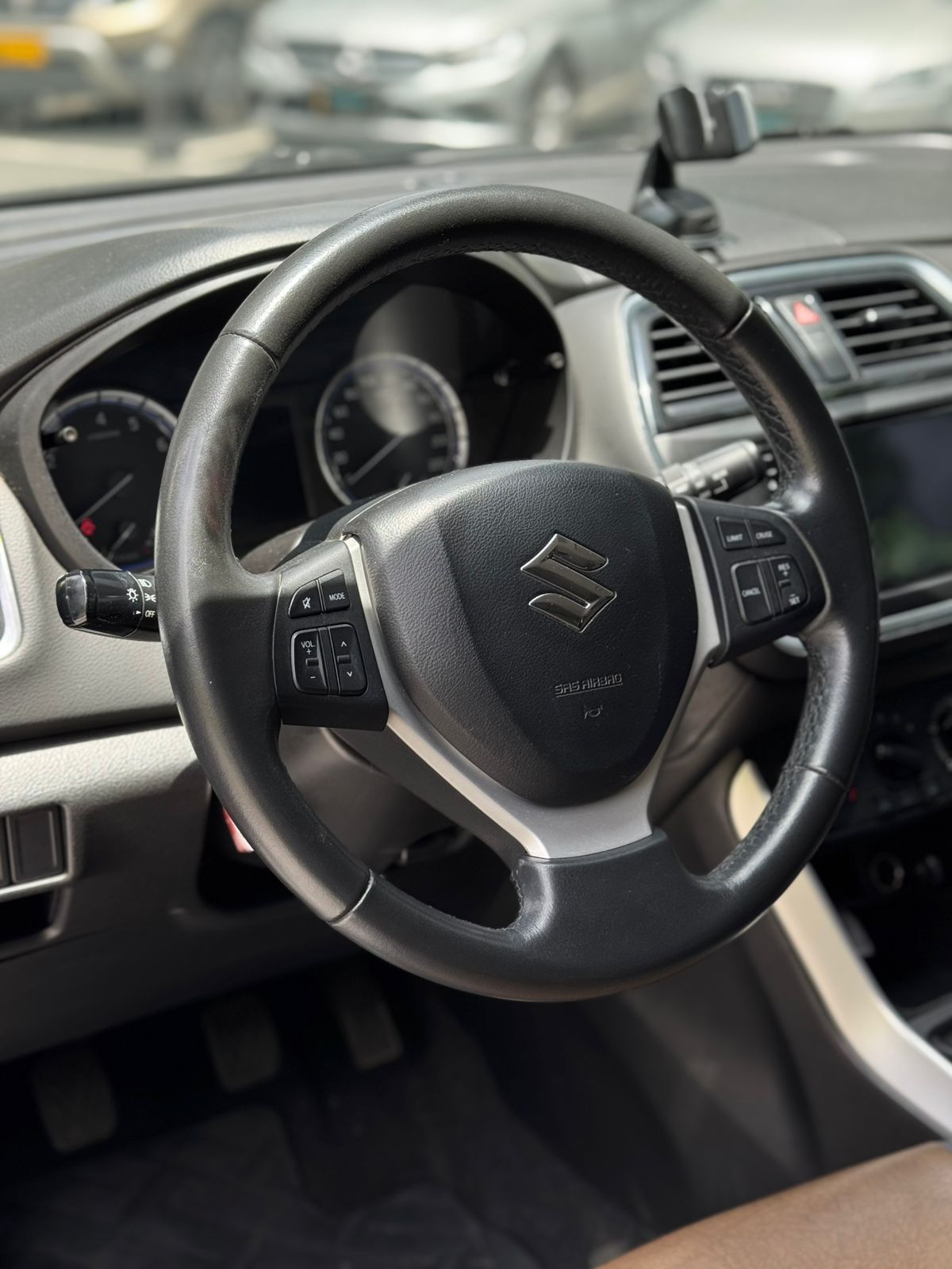 Suzuki Scross 2WD MT 2022