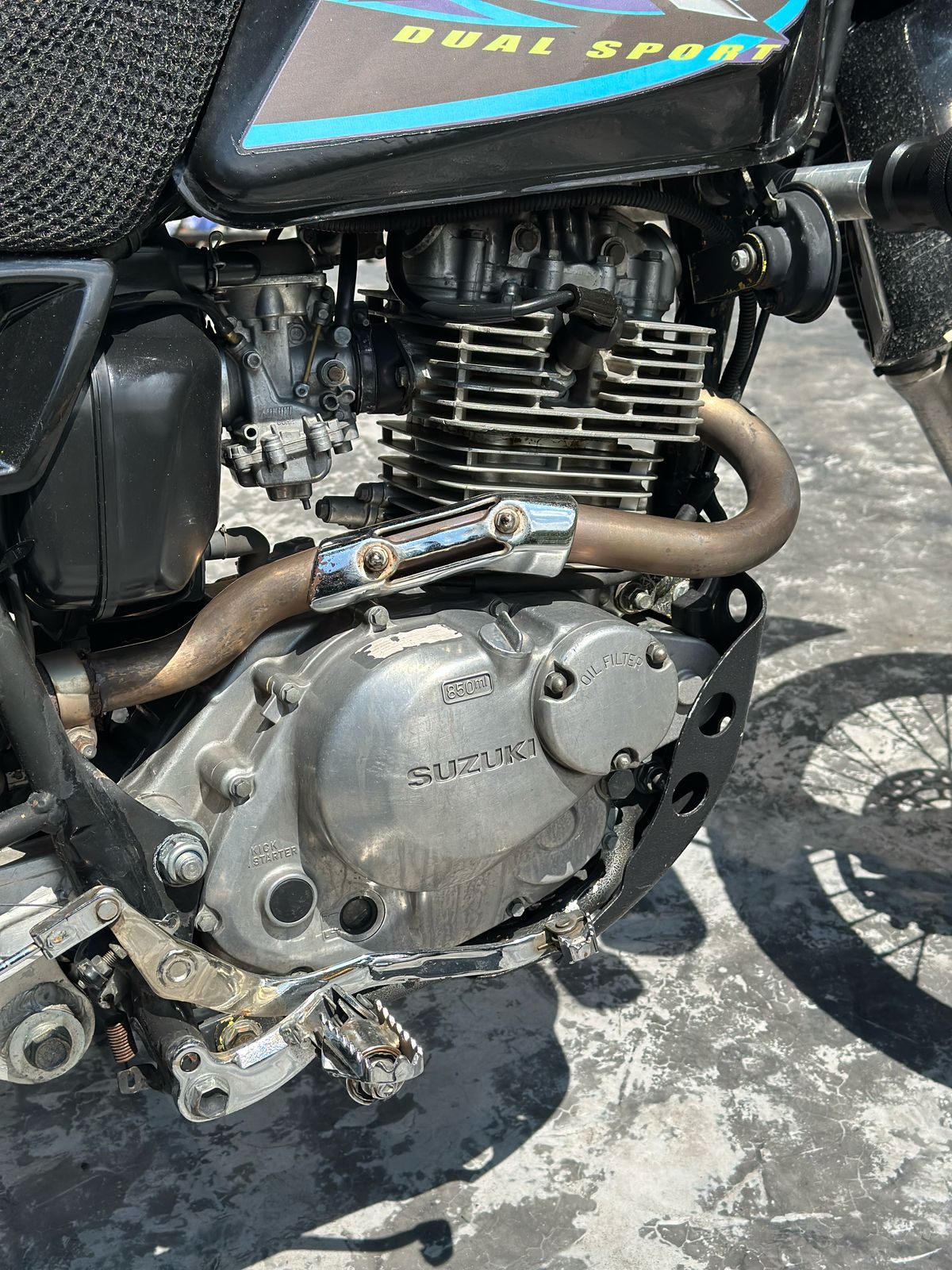 Suzuki DR200 2012