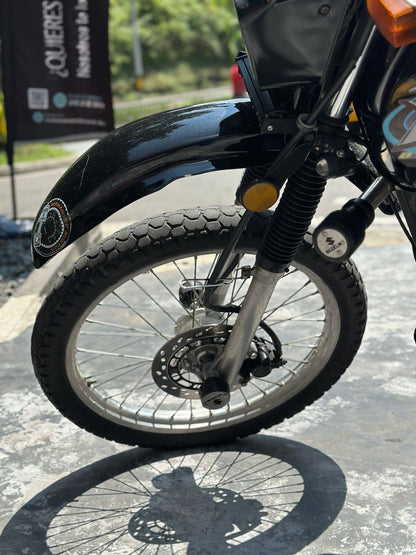Suzuki DR200 2012