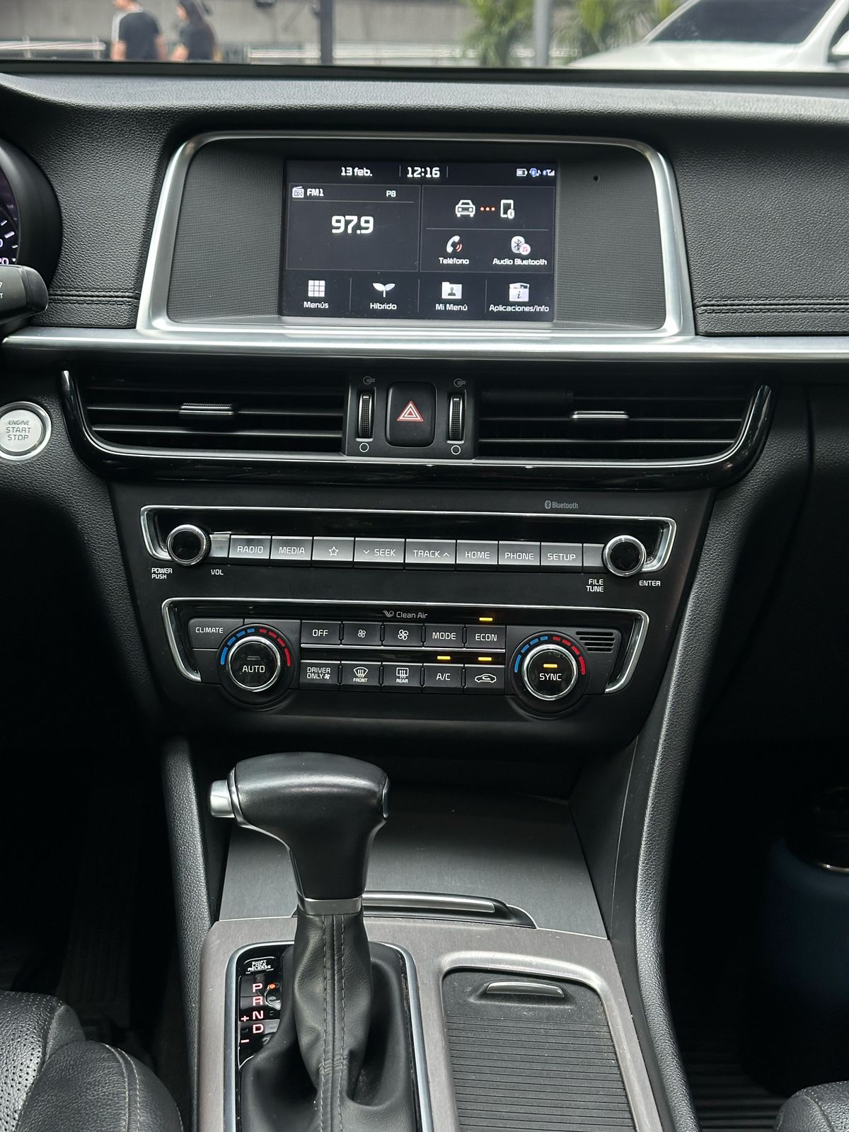 Kia Optima Zenith Hibrido 2020