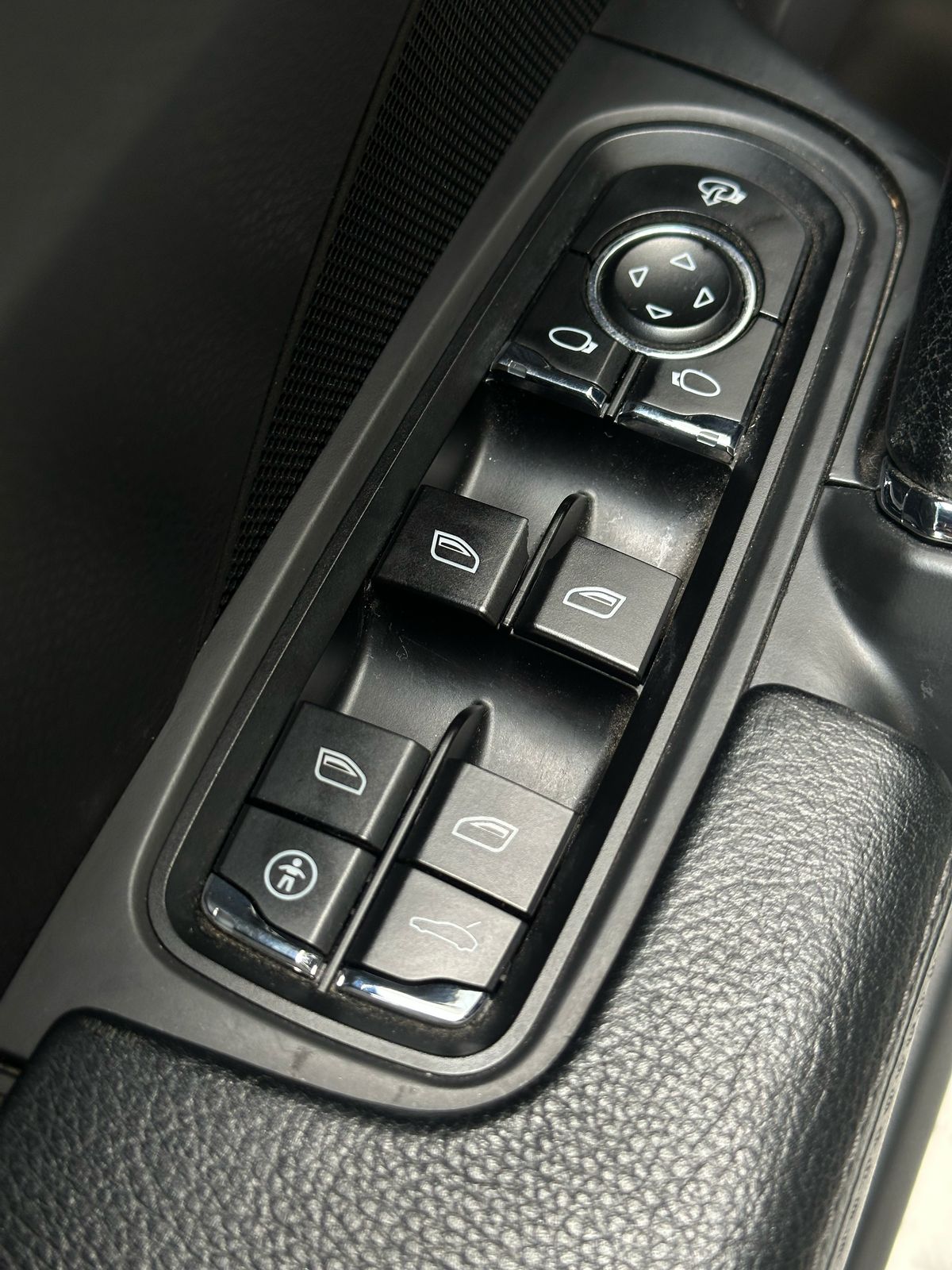 Porsche Cayenne S 2012