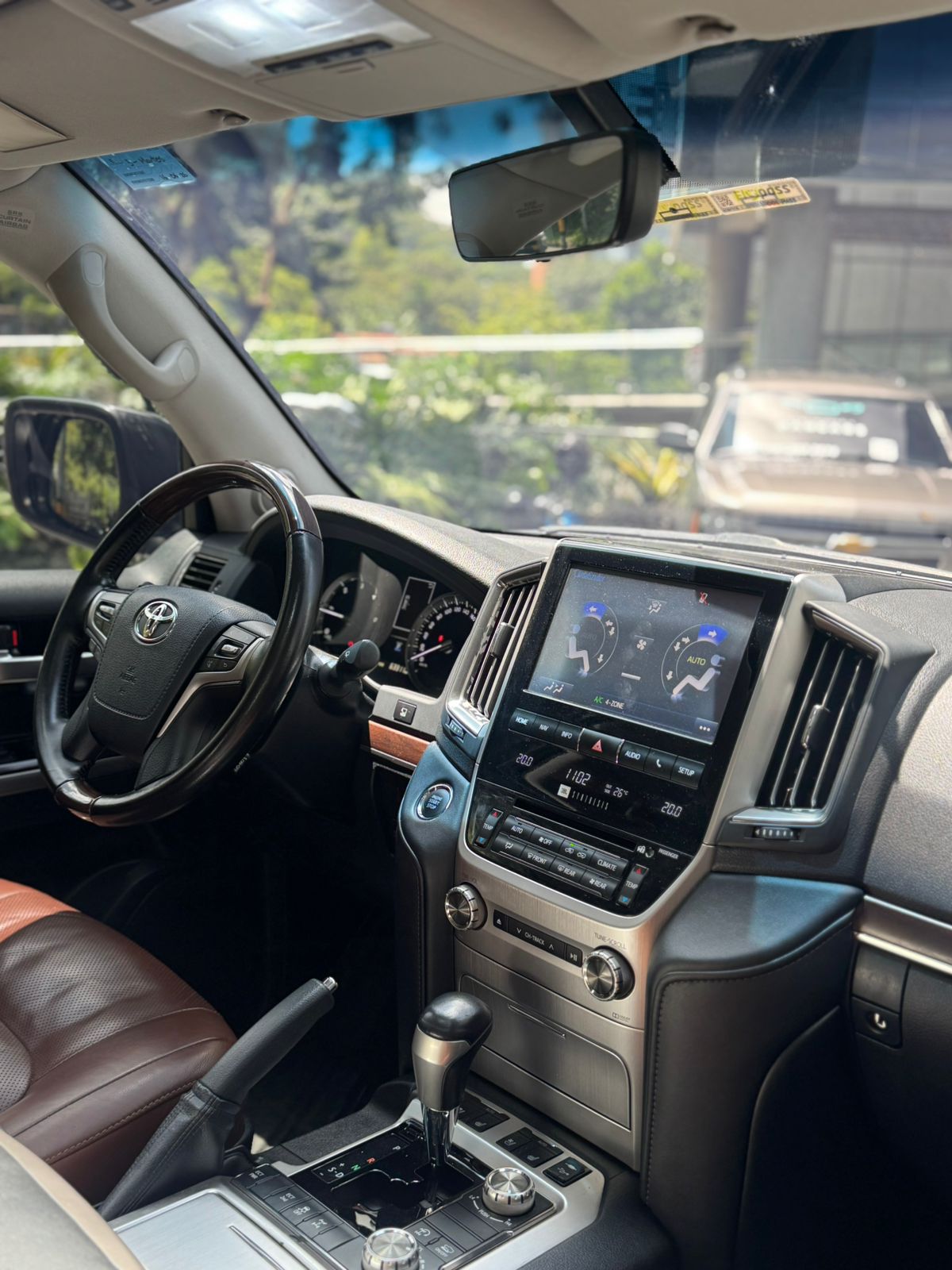 Toyota Land Cruiser 200 2017