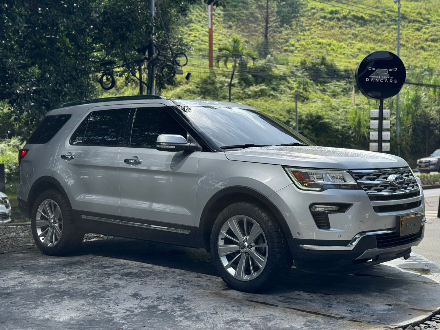Ford Explorer Limited 2019