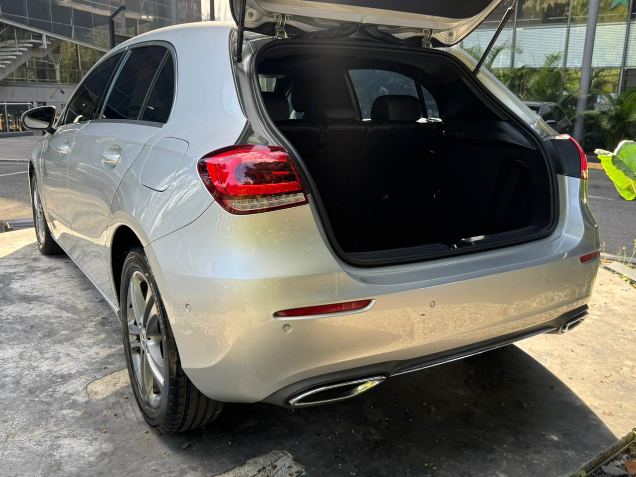 Mercedes Benz A200 2019 Salvamento