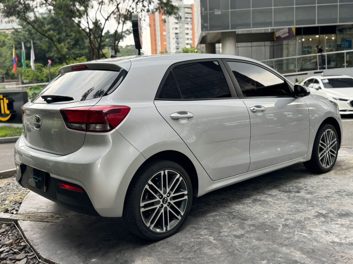 Kia Rio Vibrant 2022