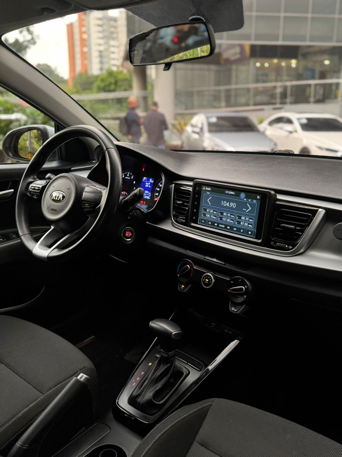 Kia Rio Vibrant 2022