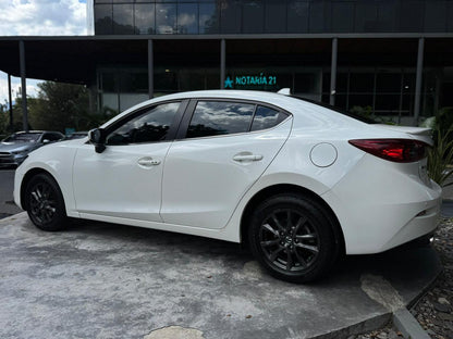 Mazda 3 Touring 2017