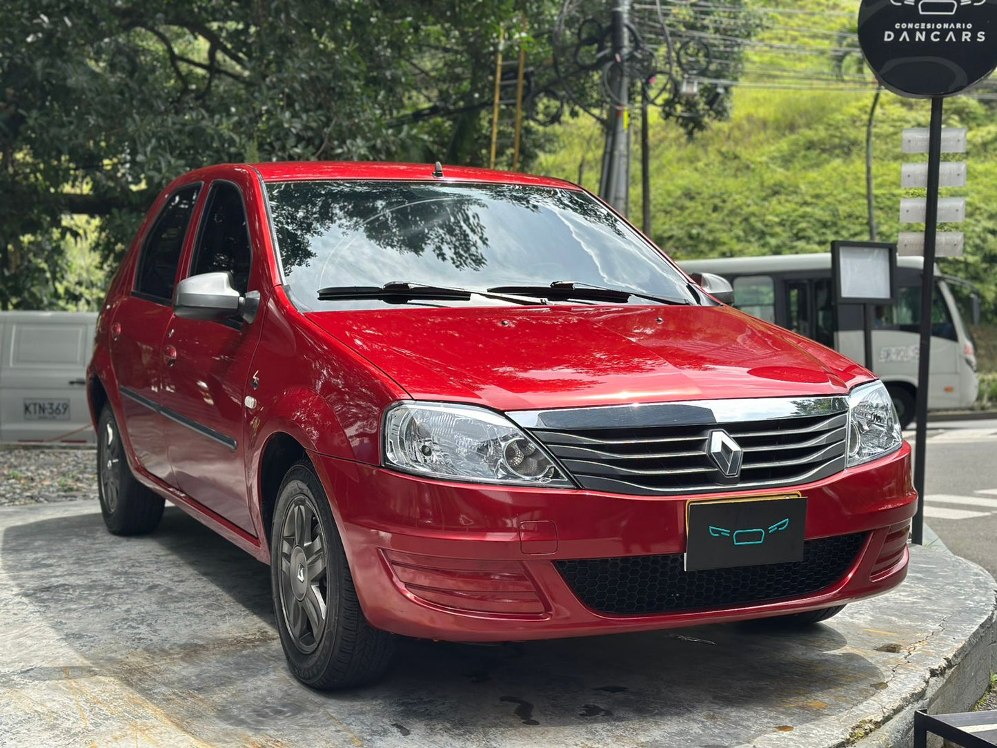 Renault Logan Expression 2016