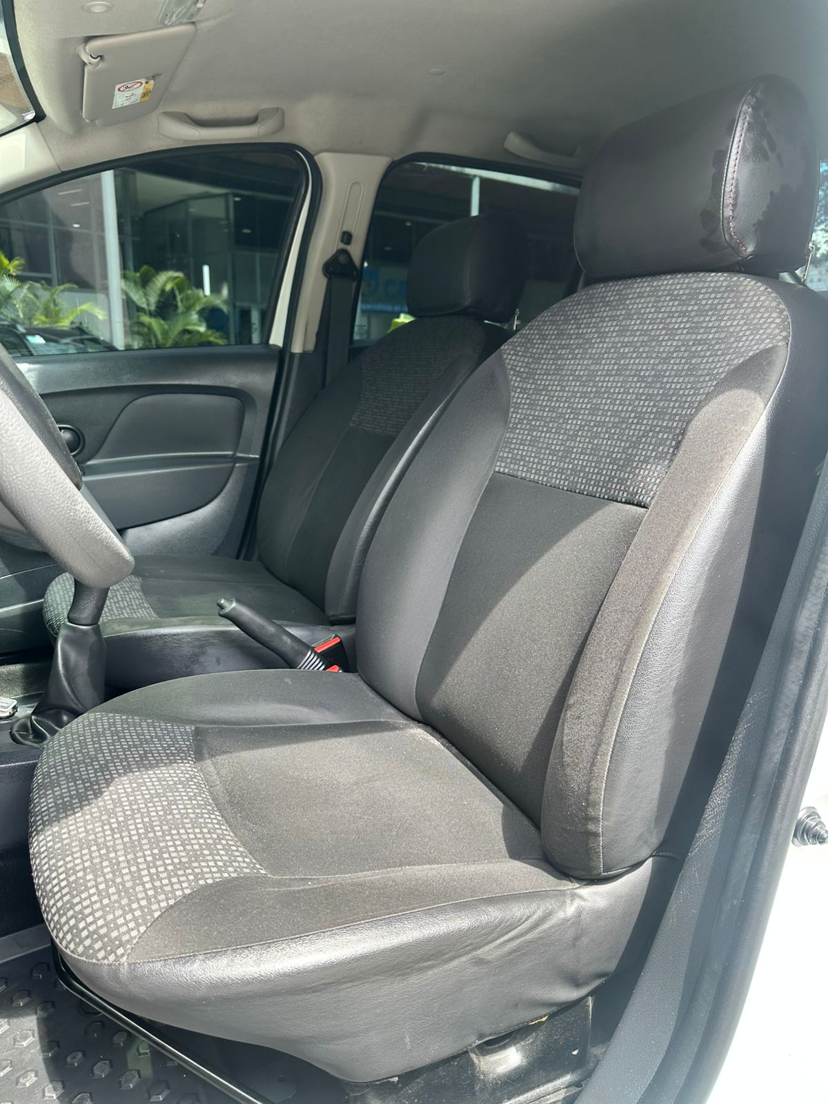 Renault Logan Life 2019