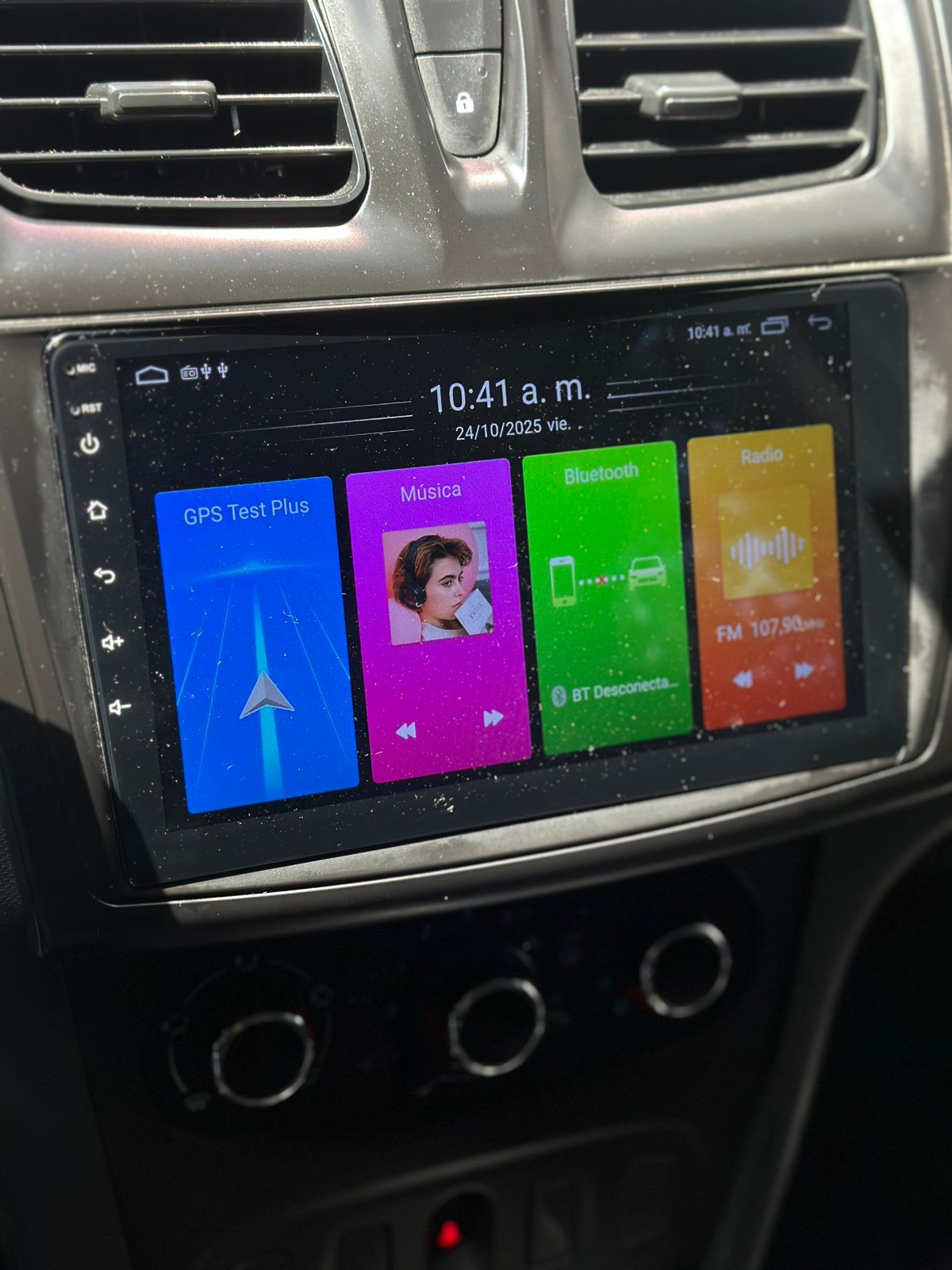 Renault Logan Life 2019