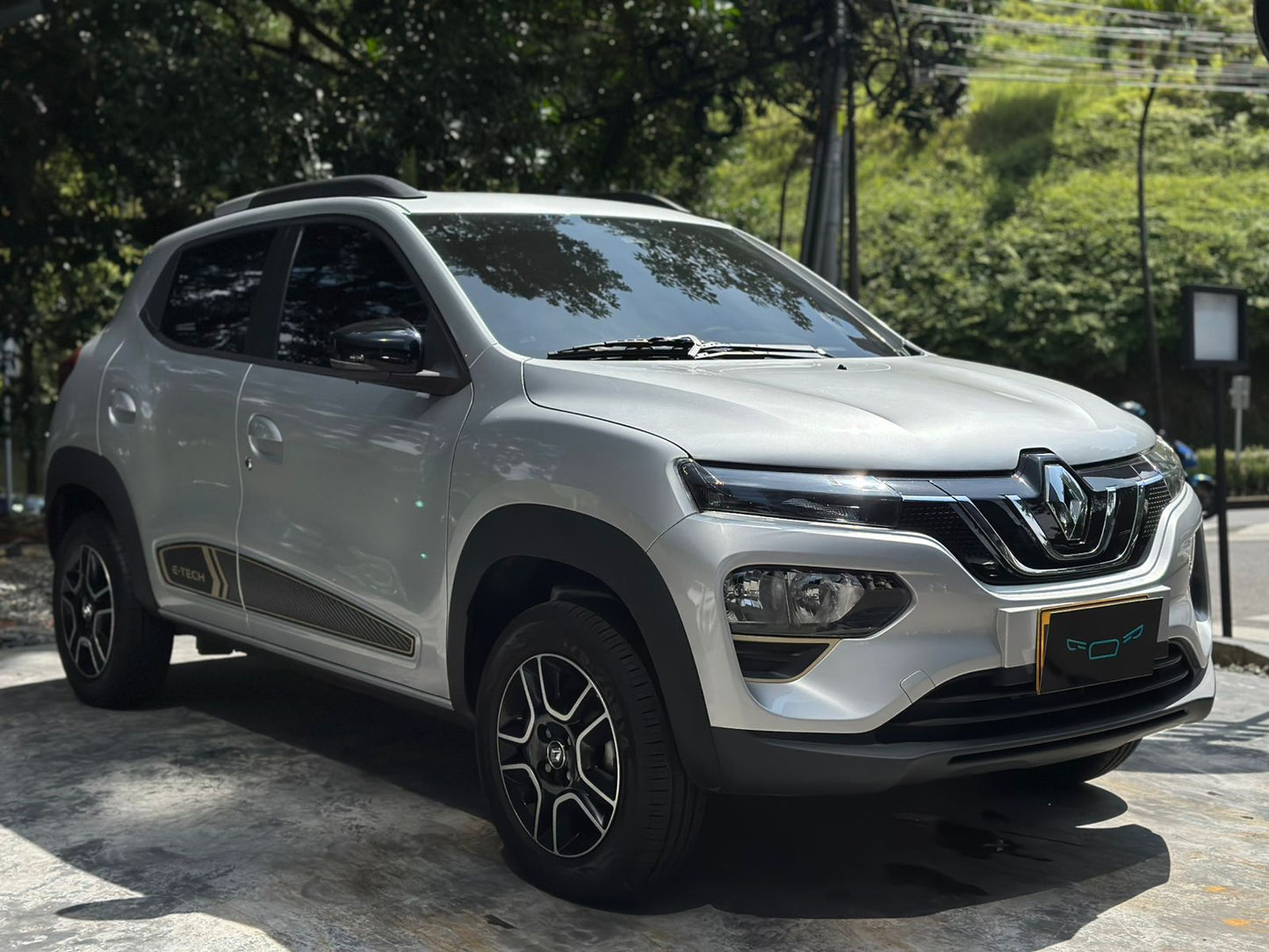 Renault Kwid E Tech 2024
