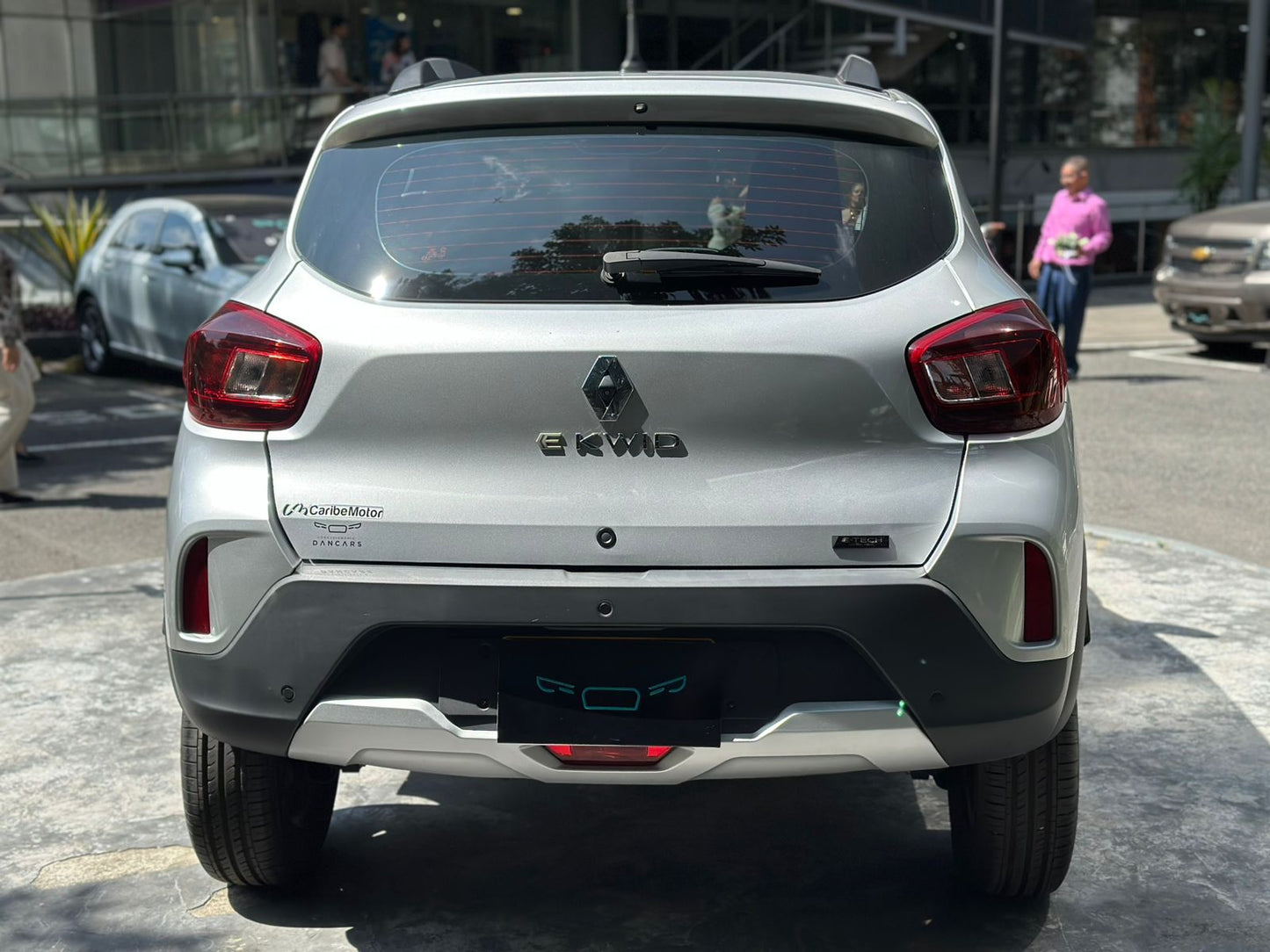 Renault Kwid E Tech 2024