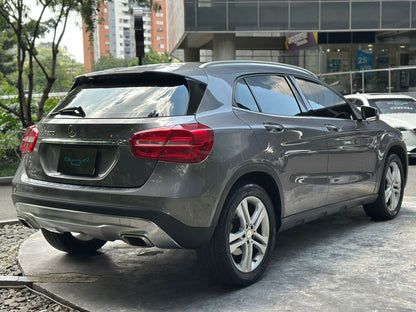 Mercedes Benz GLA 200 2016