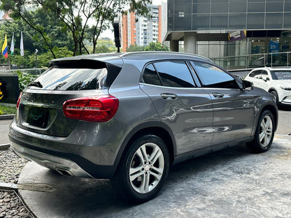 Mercedes Benz GLA 200 2016