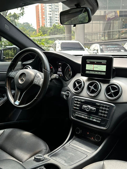 Mercedes Benz GLA 200 2016