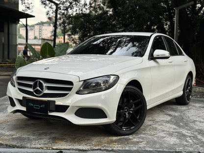 Mercedes Benz C180 2015