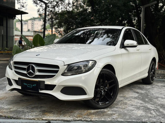 Mercedes Benz C180 2015